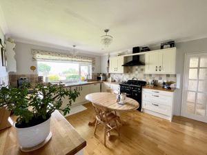 Photo 13- click for photo gallery